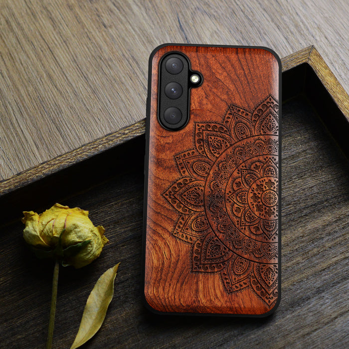 The Half Mandala Lace Pattern, Classic Engraved Wood & TPU Case - Artisanal Cover for Samsung Galaxy