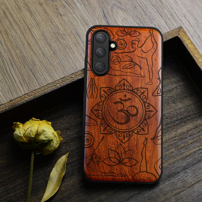 The Yoga Essence, Classic Engraved Wood & TPU Case - Artisanal Cover for Samsung Galaxy