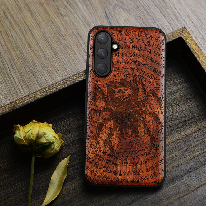 Enigmatic Black Spider Amidst Runes, Classic Engraved Wood & TPU Case - Artisanal Cover for Samsung Galaxy