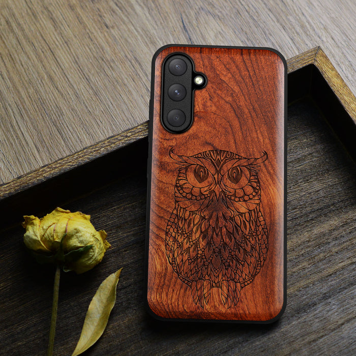 The Owl Mandala, Classic Engraved Wood & TPU Case - Artisanal Cover for Samsung Galaxy