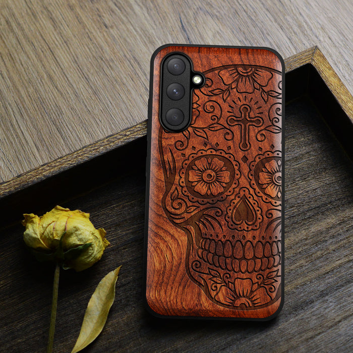 The Dia de los Muertos Sugar Skull, Classic Engraved Wood & TPU Case - Artisanal Cover for Samsung Galaxy