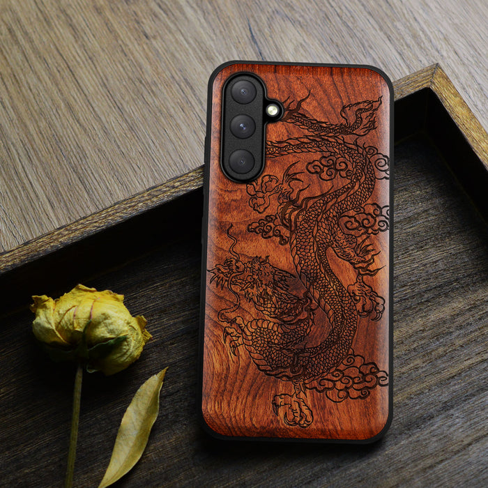 The Majestic Chinese Dragon, Classic Engraved Wood & TPU Case - Artisanal Cover for Samsung Galaxy