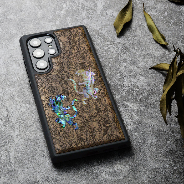 Tiger Amidst Flowers, Hand-Inlaid Wood & Mother of Pearl Case - Artisanal Cover for Samsung Galaxy