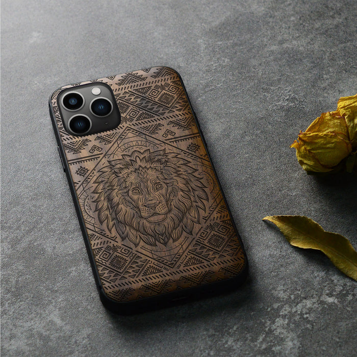 The Filigree Lion, Classic Engraved Wood & TPU Case - Artisanal Cover for Apple iPhone