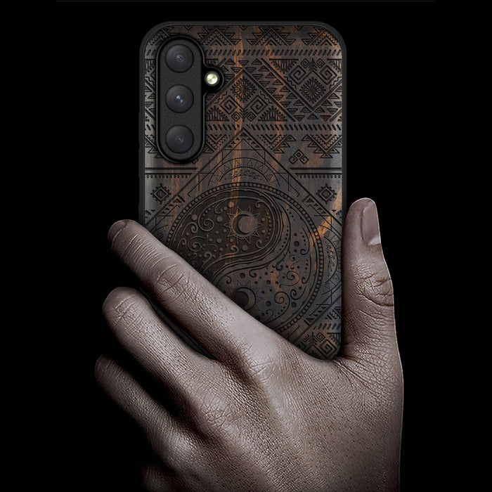 The Yin Yang Sun and Moon, Classic Engraved Wood & TPU Case - Artisanal Cover for Samsung Galaxy