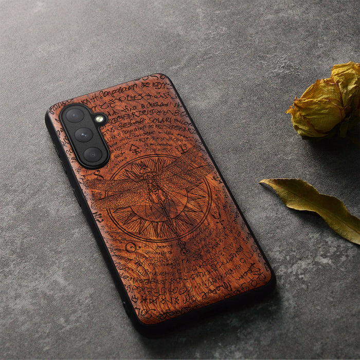 The Graceful Dragonfly, Classic Engraved Wood & TPU Case - Artisanal Cover for Samsung Galaxy