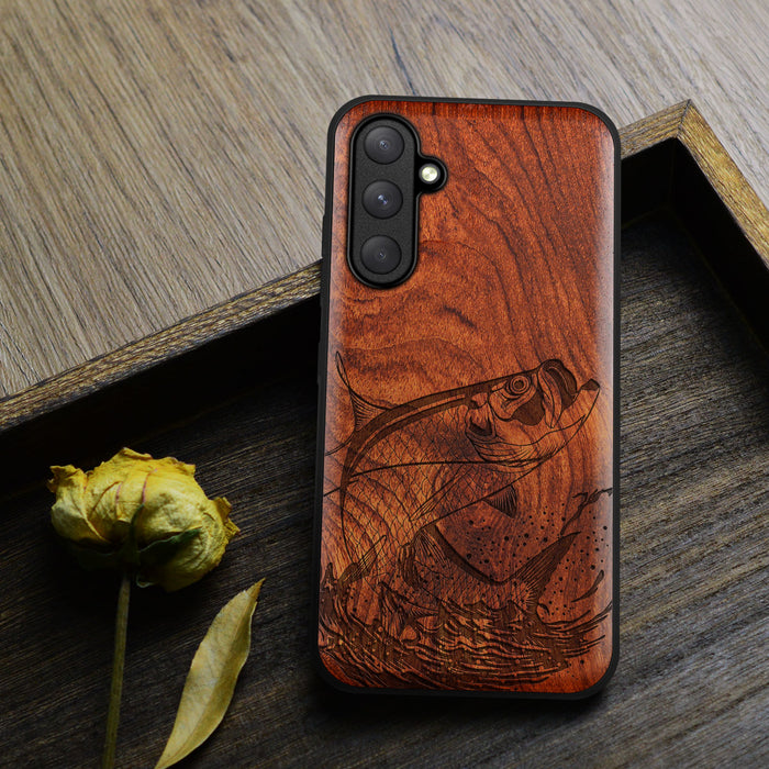 The Tarpon's Majestic Leap, Classic Engraved Wood & TPU Case - Artisanal Cover for Samsung Galaxy