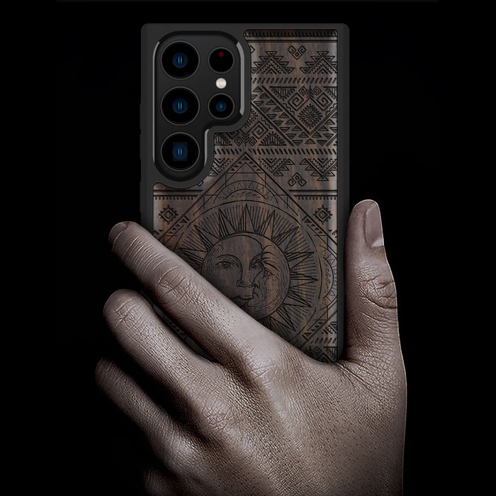 The Radiant Sun and Moon, Classic Engraved Wood & TPU Case - Artisanal Cover for Samsung Galaxy